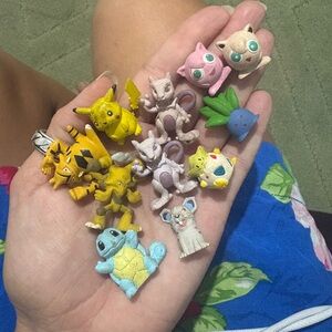 Pokémon vintage toy Nintendo